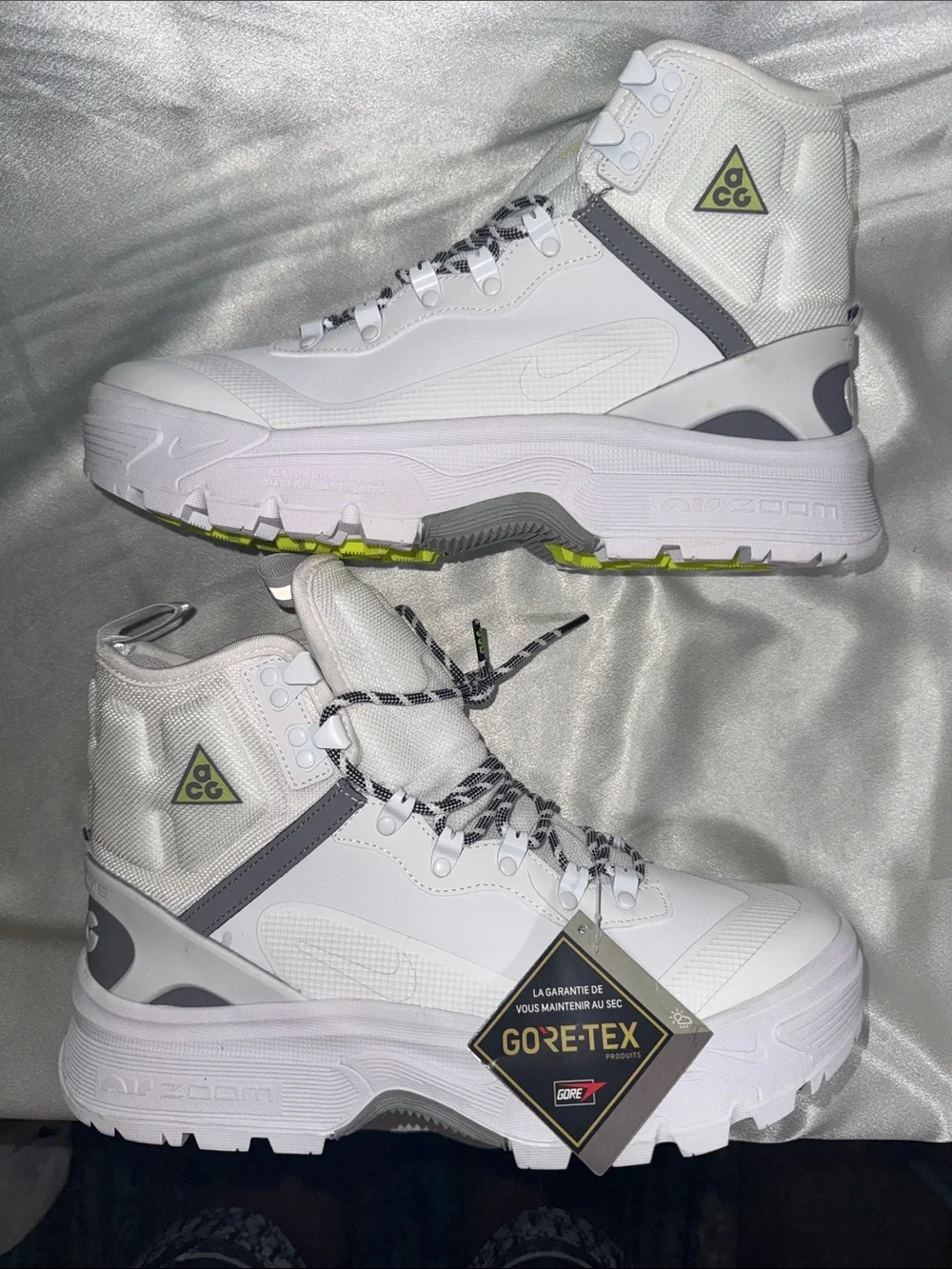 New!🔥Nike ACG Air Zoom Gaiadome GORE-TEX boots in “Summit White”!🔥